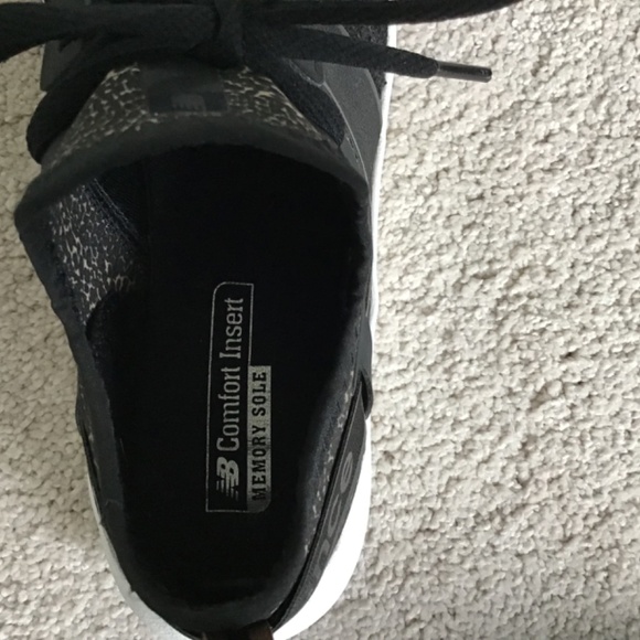 New Balance Running Shoes - Picture 5 of 7